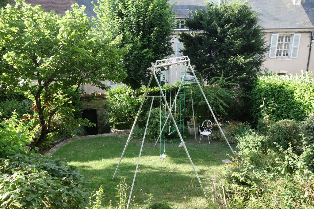 Le Fassardy Bed & Breakfast Chateauroux Exterior photo