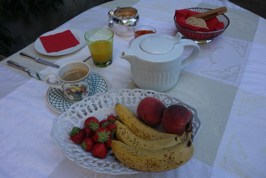 Le Fassardy Bed & Breakfast Chateauroux Exterior photo